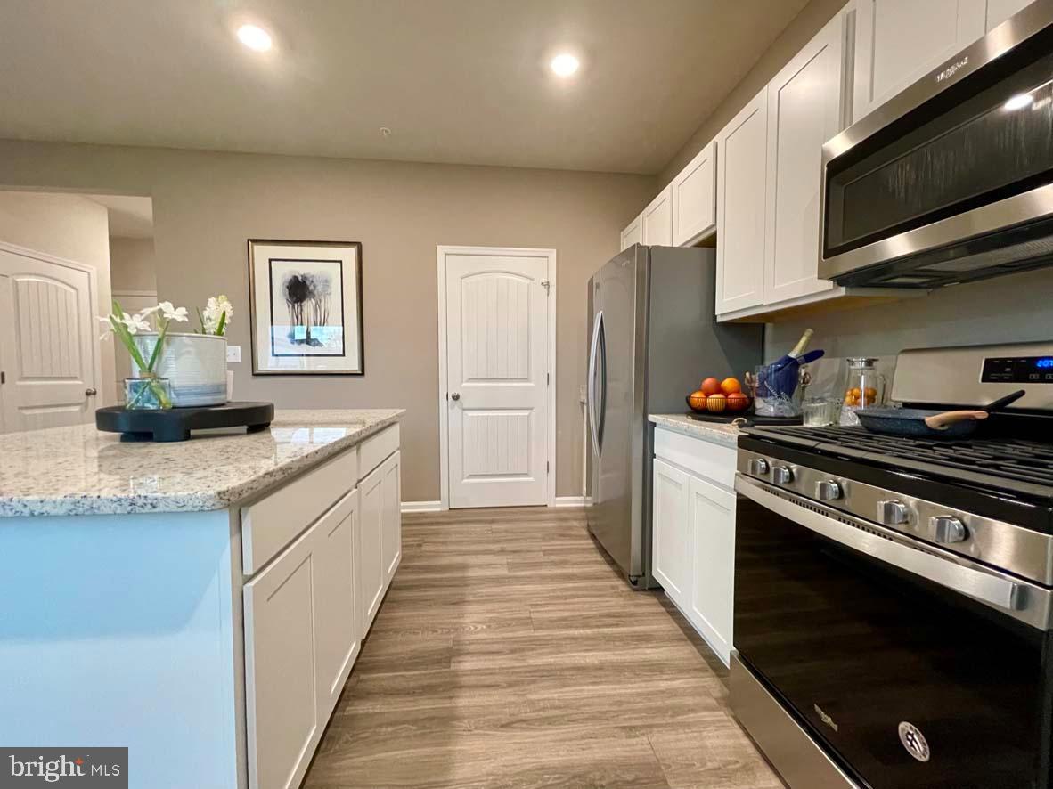 MAGNOLIA ESTATES - Residential