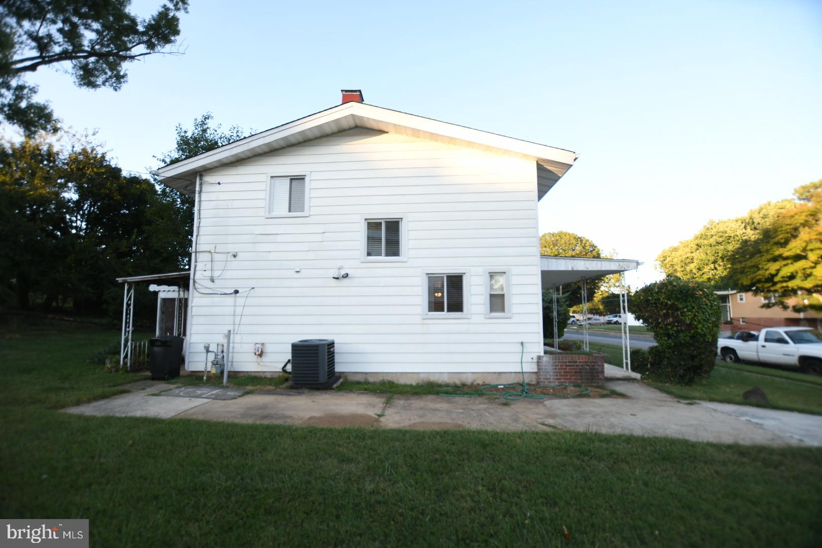 ROBIN HILLS - Residential