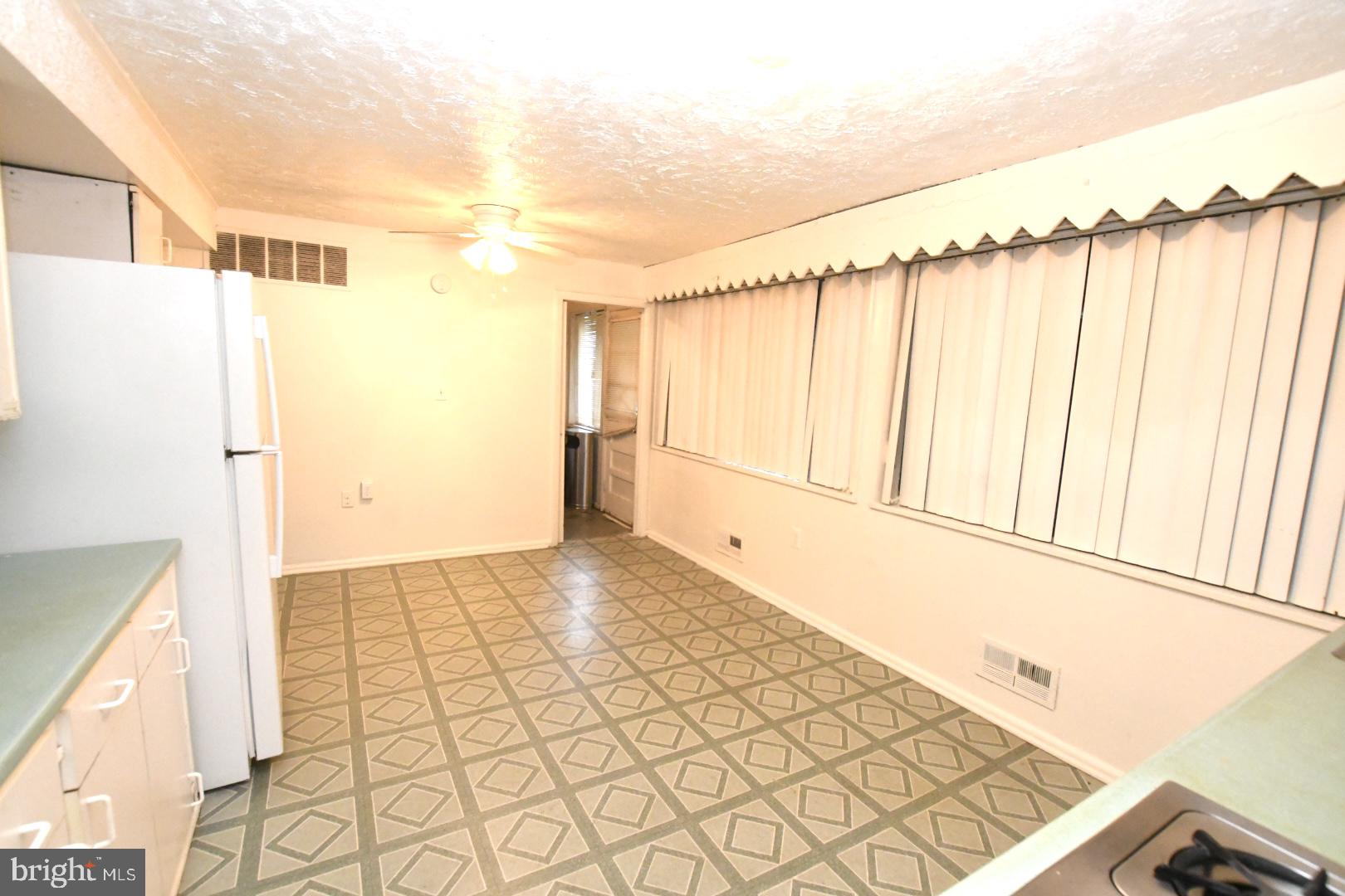 ROBIN HILLS - Residential