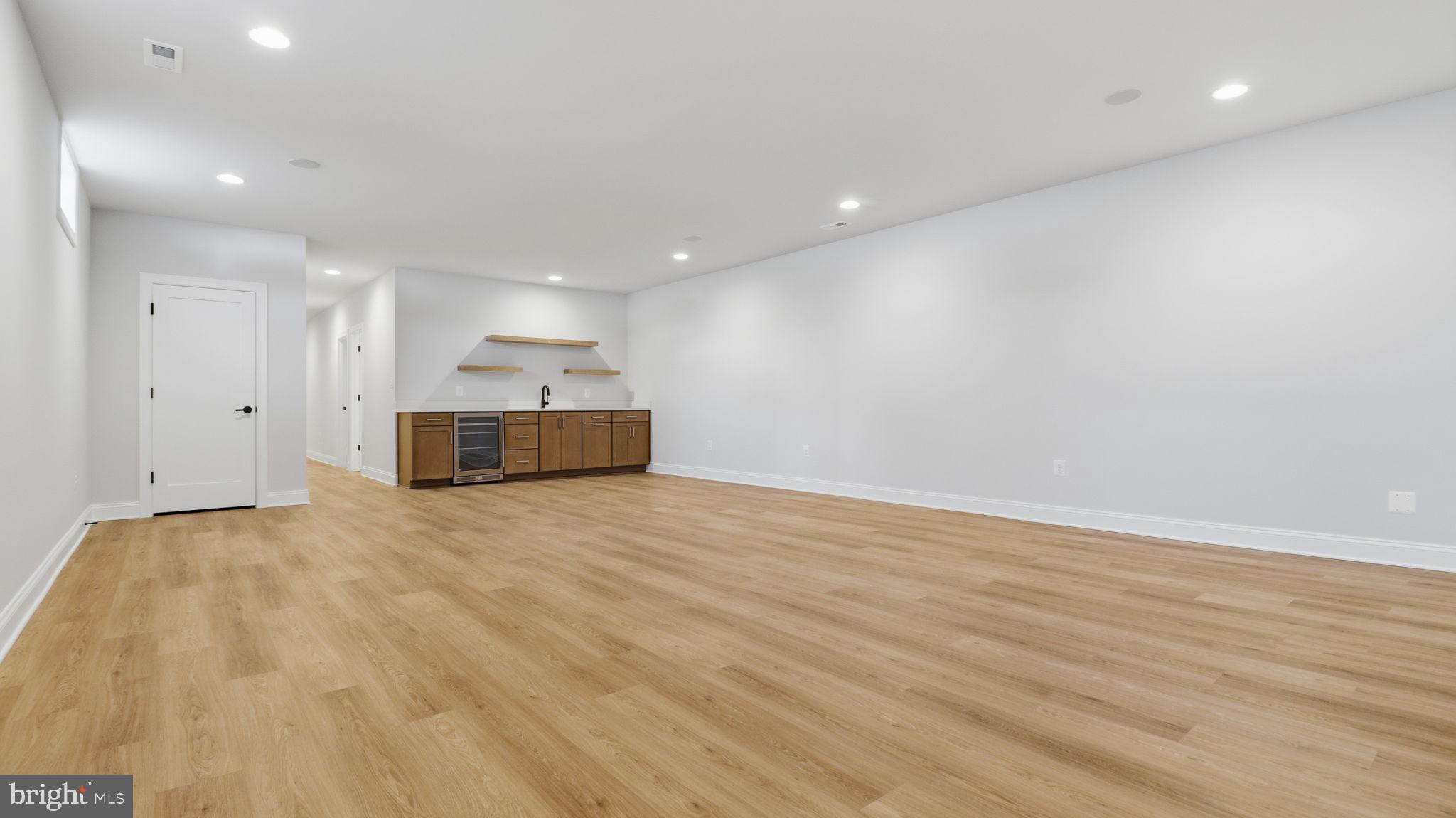 ARLINGTON - Residential