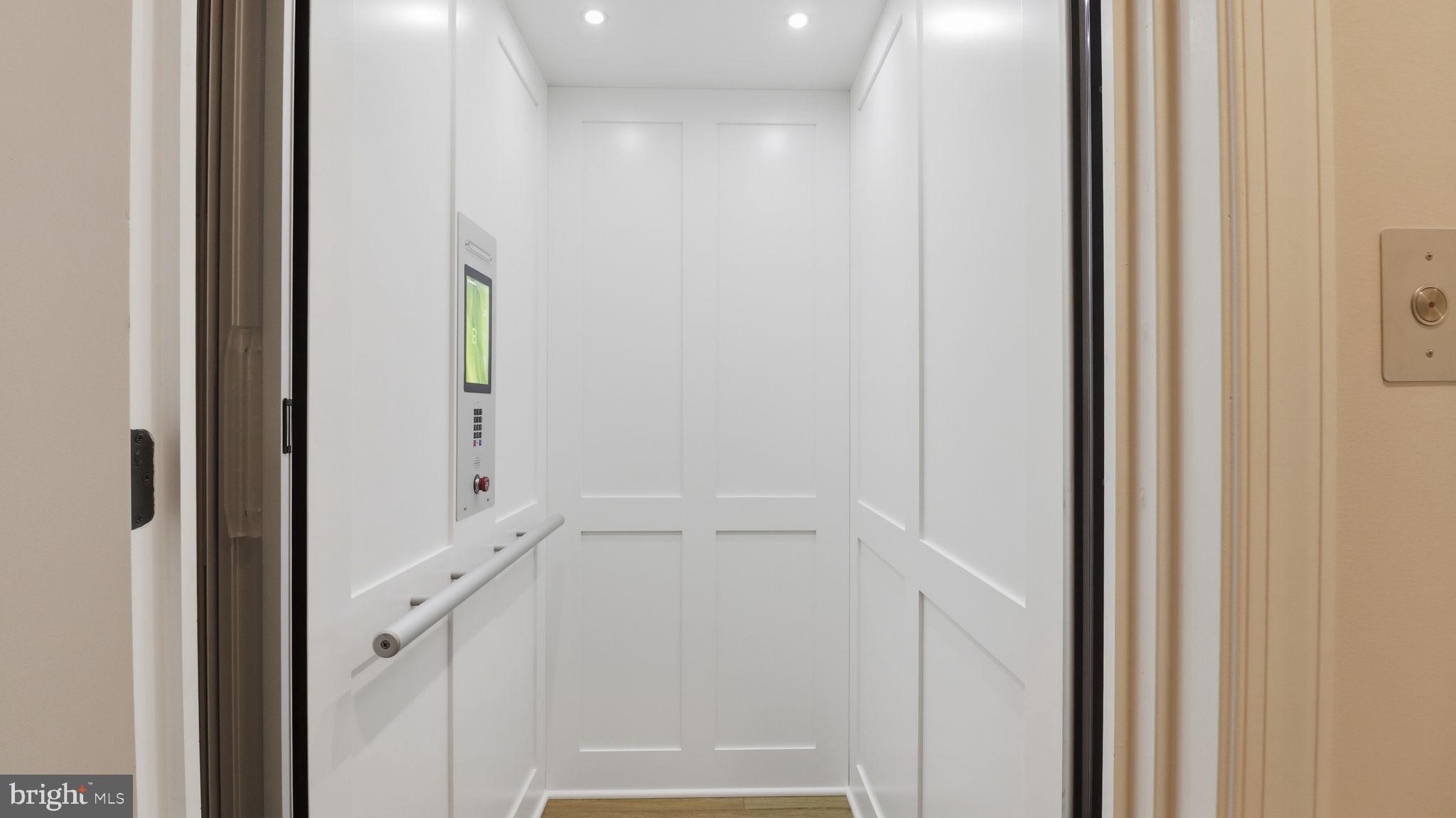 ARLINGTON - Residential