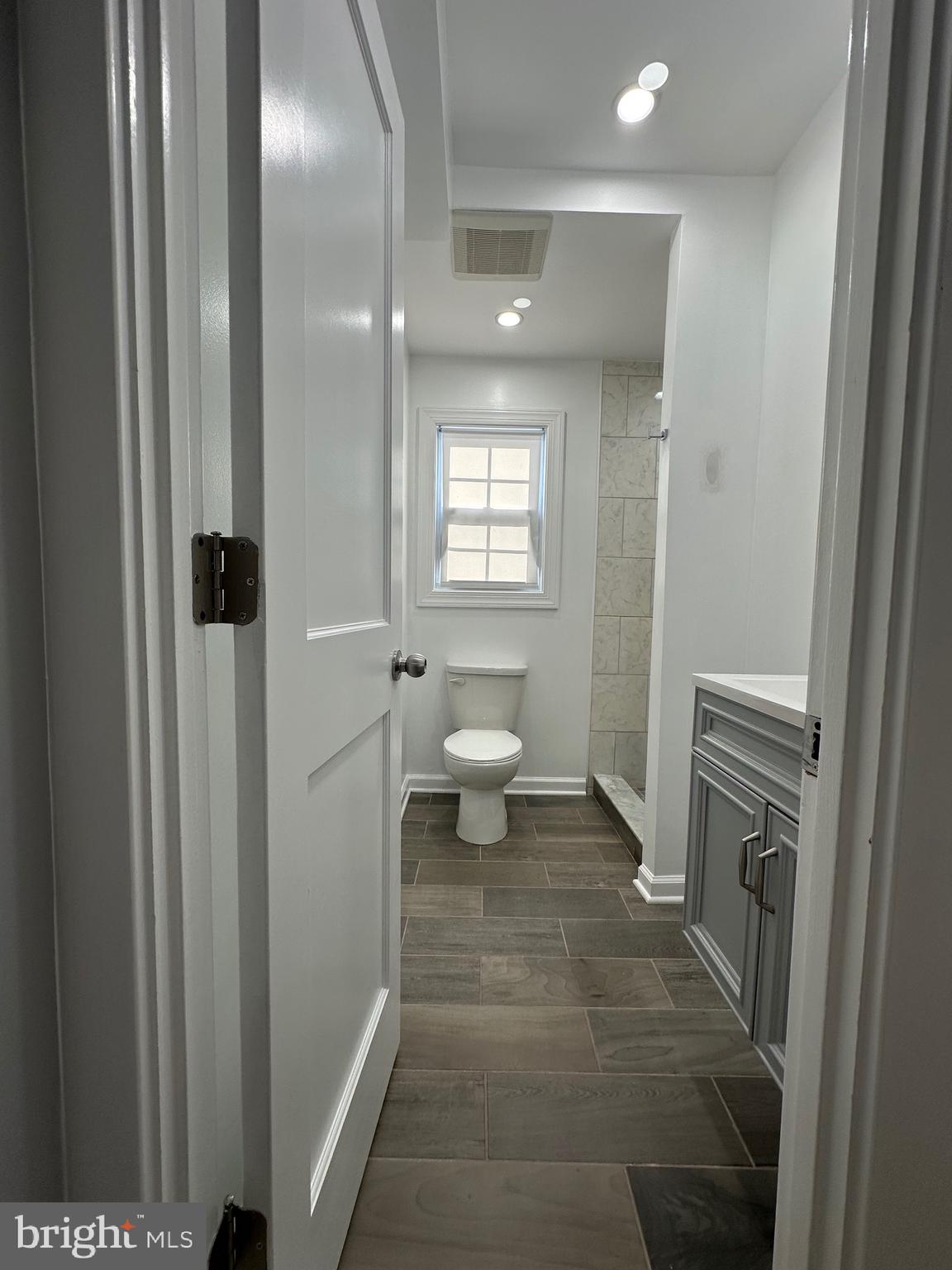 ROLLING VALLEY WEST - Residential Lease