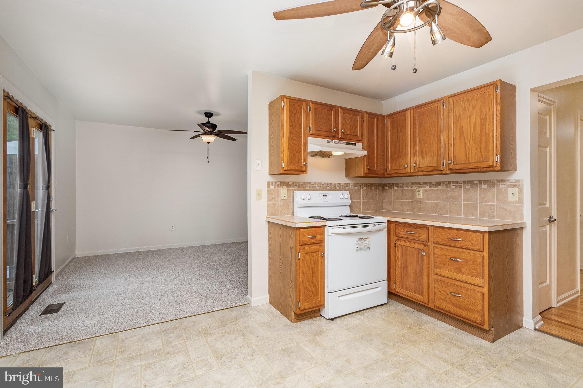 GABLE PARK WOODS - Residential