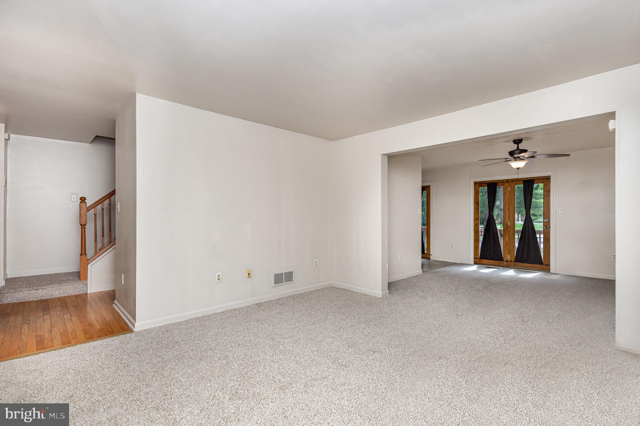 GABLE PARK WOODS - Residential