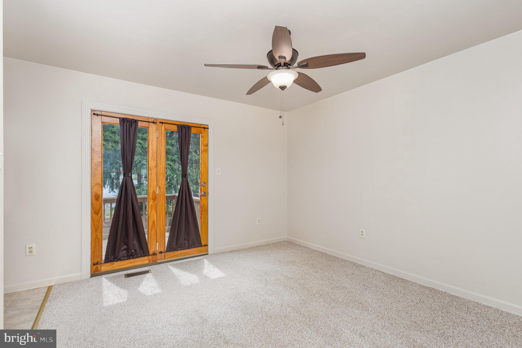 GABLE PARK WOODS - Residential