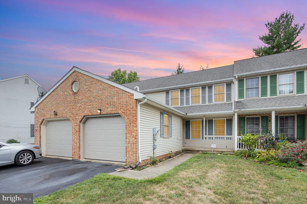 Photo of 31 Greythorne Road, Lancaster, PA 17603 (MLS # PALA2054678)