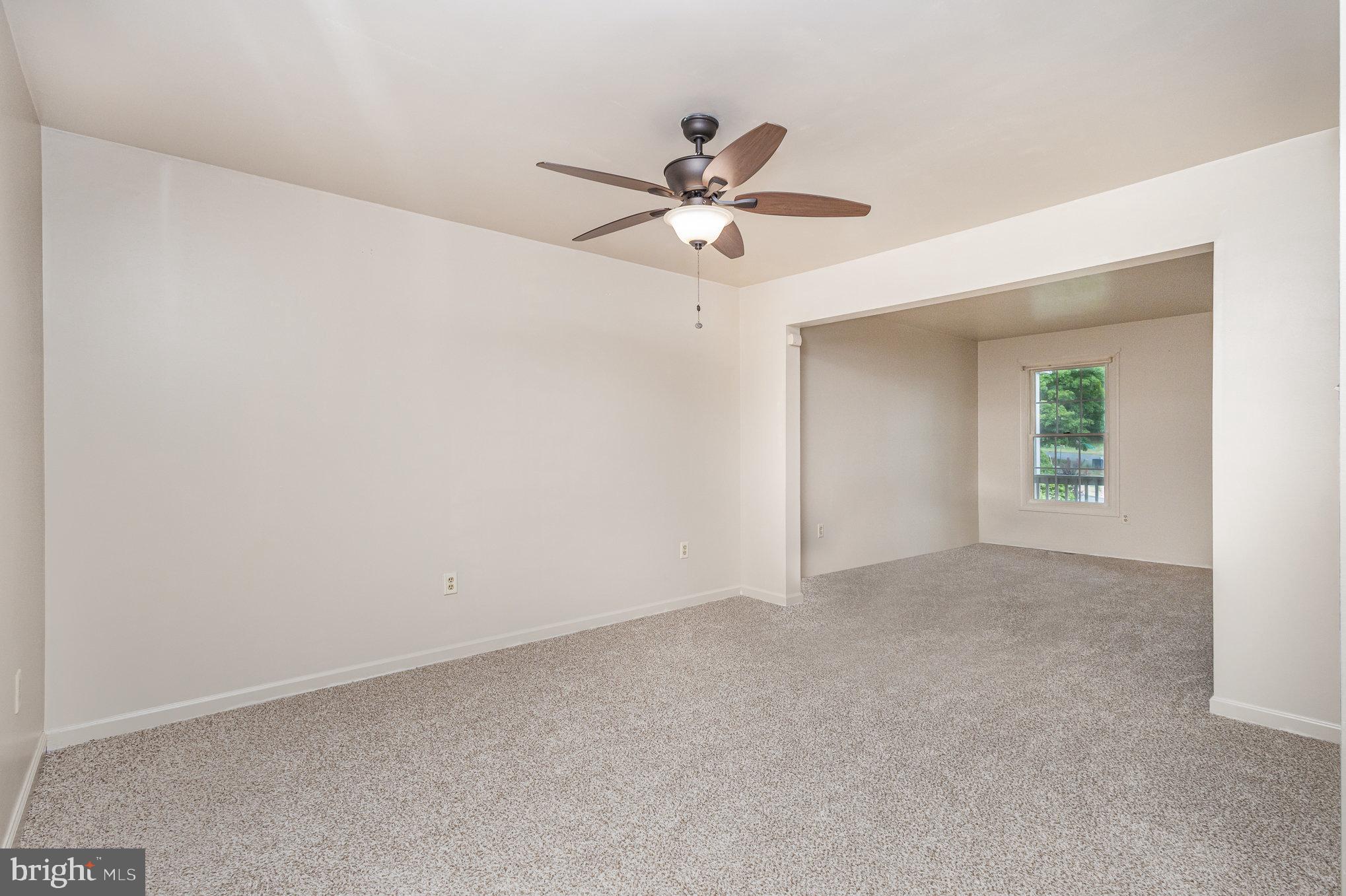 GABLE PARK WOODS - Residential