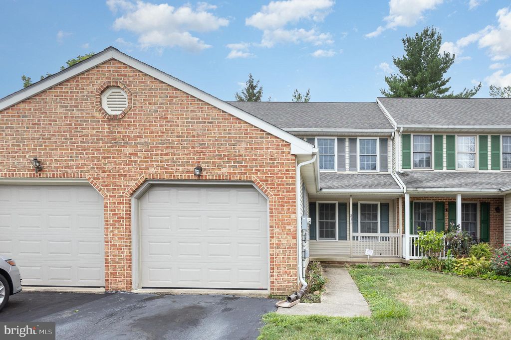 Photo of 31 Greythorne Road, Lancaster, PA 17603 (MLS # PALA2054678)