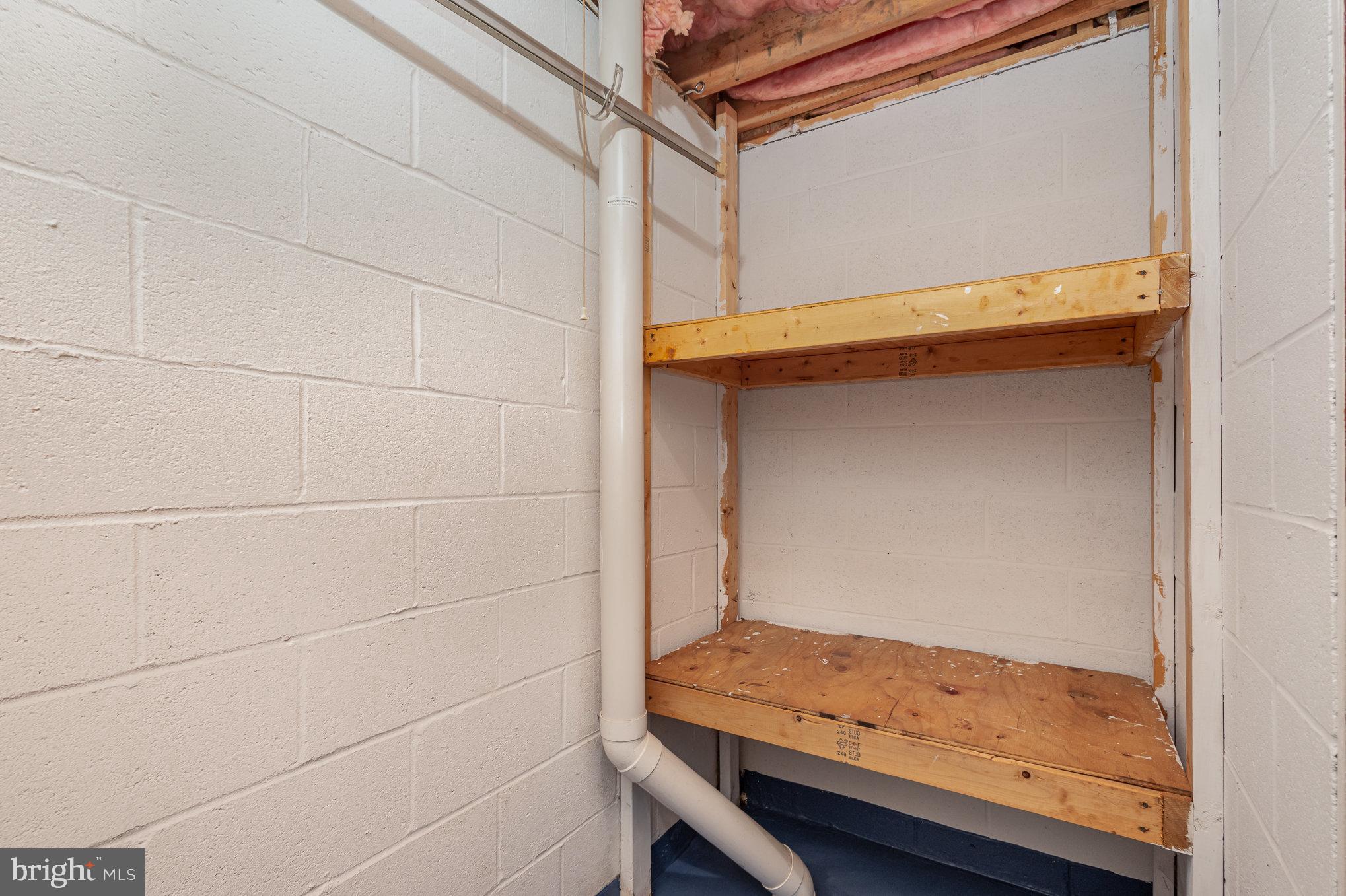 GABLE PARK WOODS - Residential