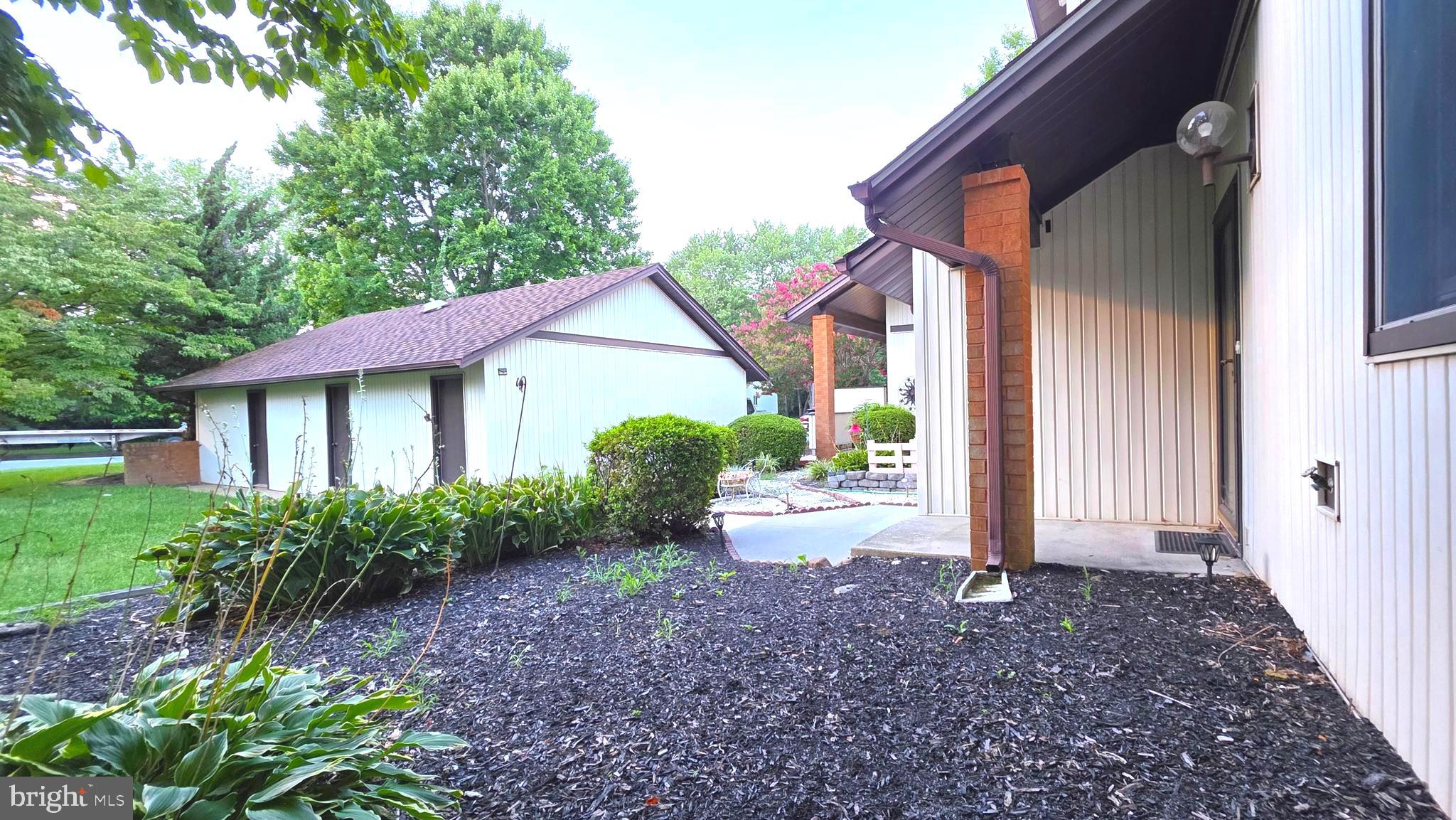 25 VILLAGE DRIVE