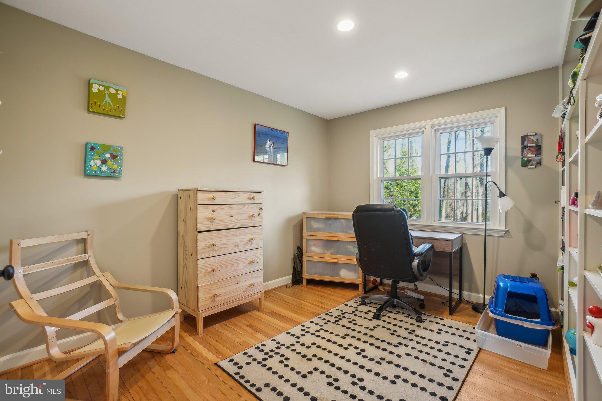 ASHLEIGH - Residential