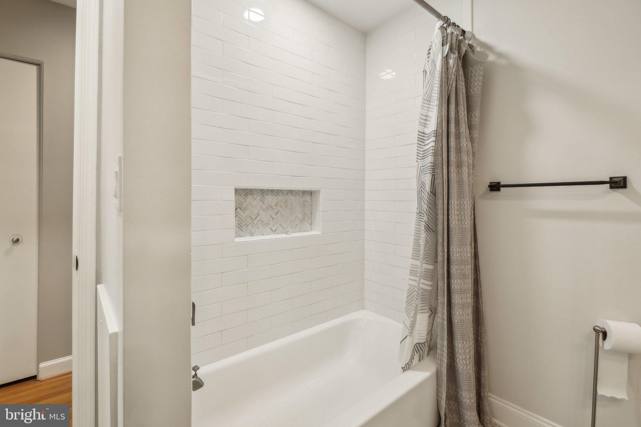 ASHLEIGH - Residential