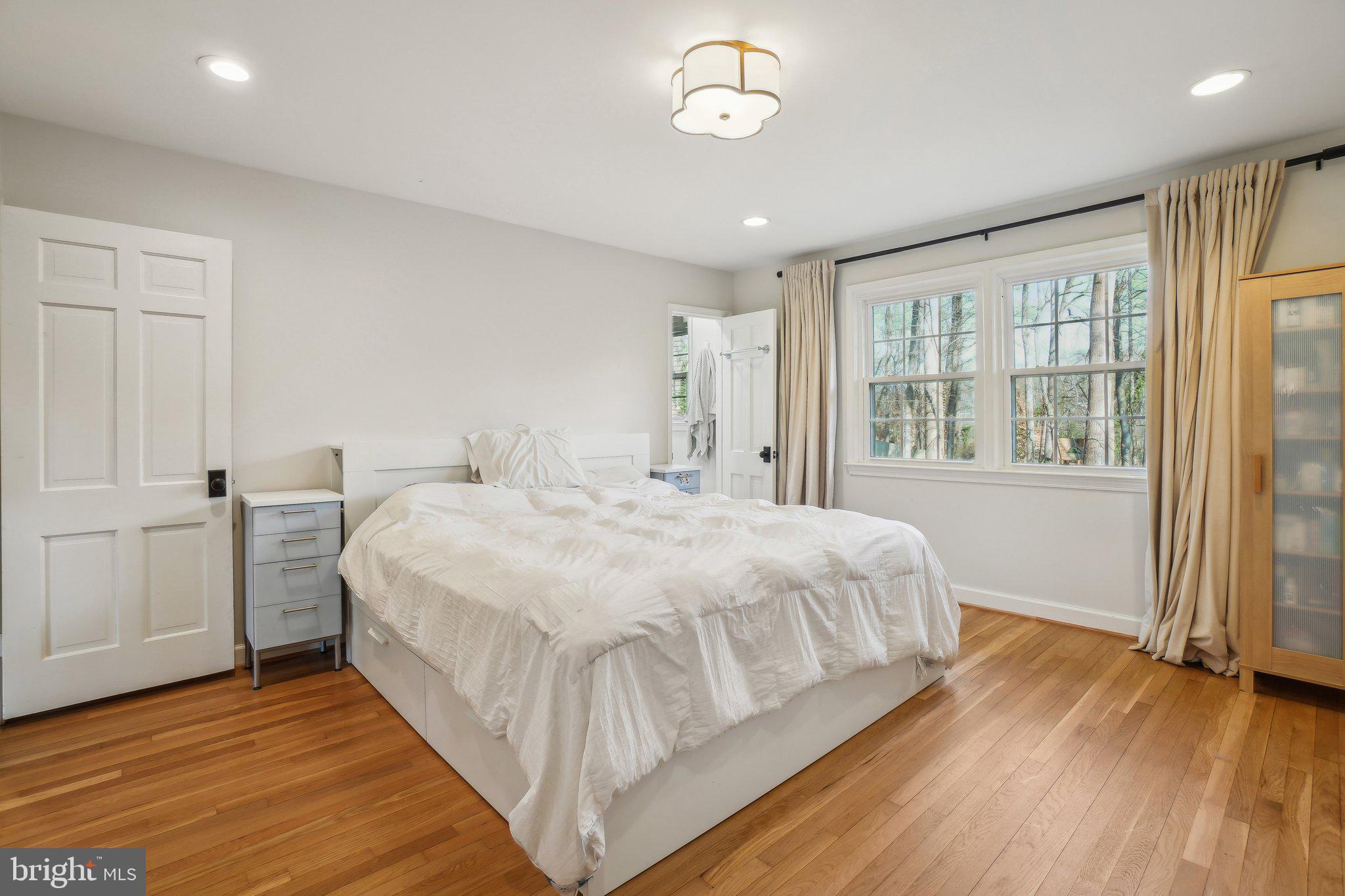 ASHLEIGH - Residential