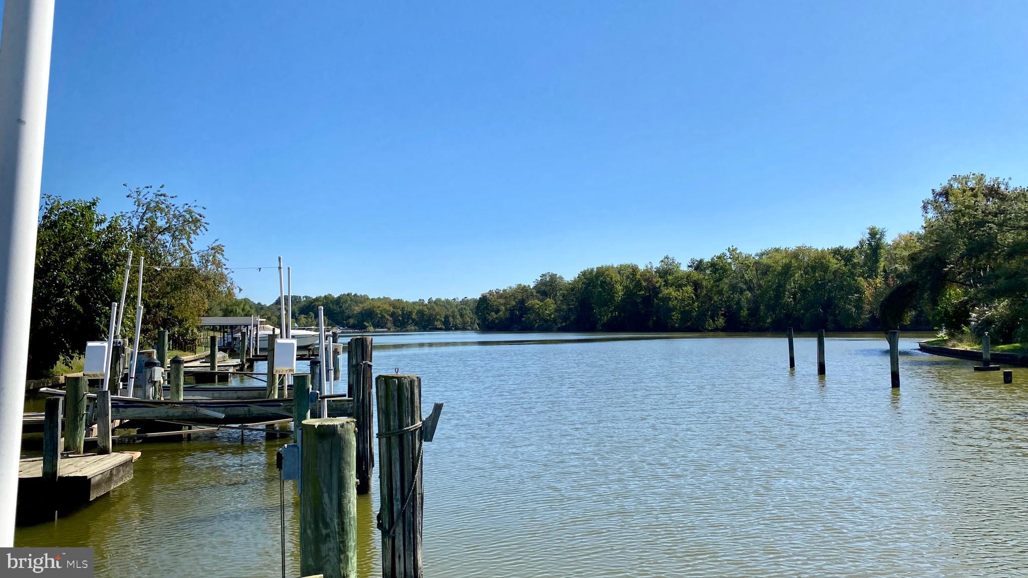 RUMSEY ISLAND - Residential