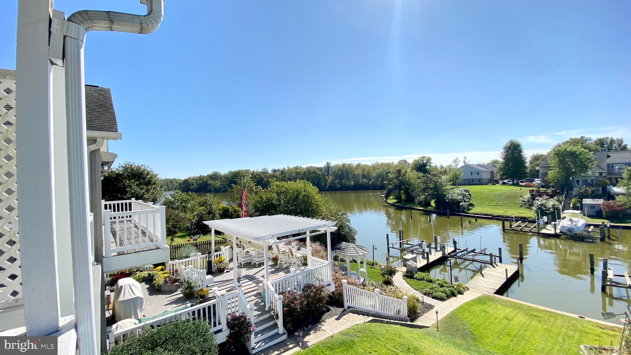 RUMSEY ISLAND - Residential