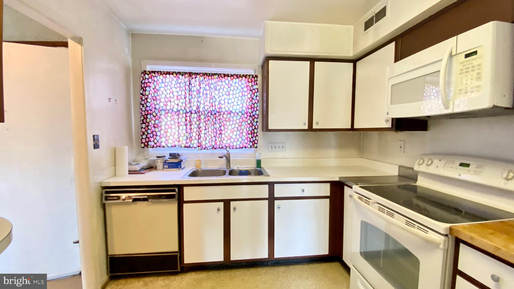 RUMSEY ISLAND - Residential