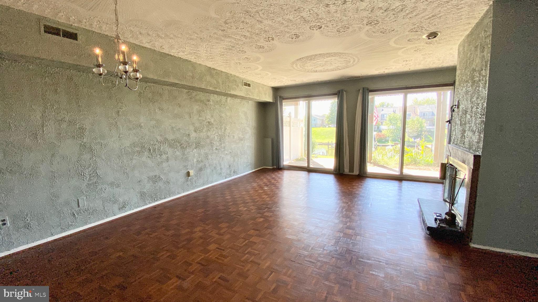 RUMSEY ISLAND - Residential