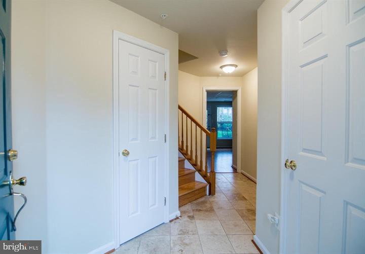 10708 CROYDON COURT