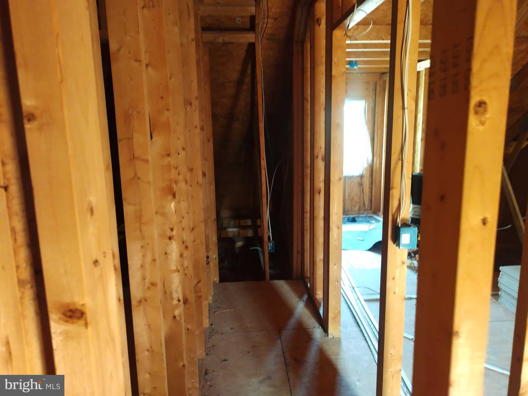 DEVON MANOR - Residential