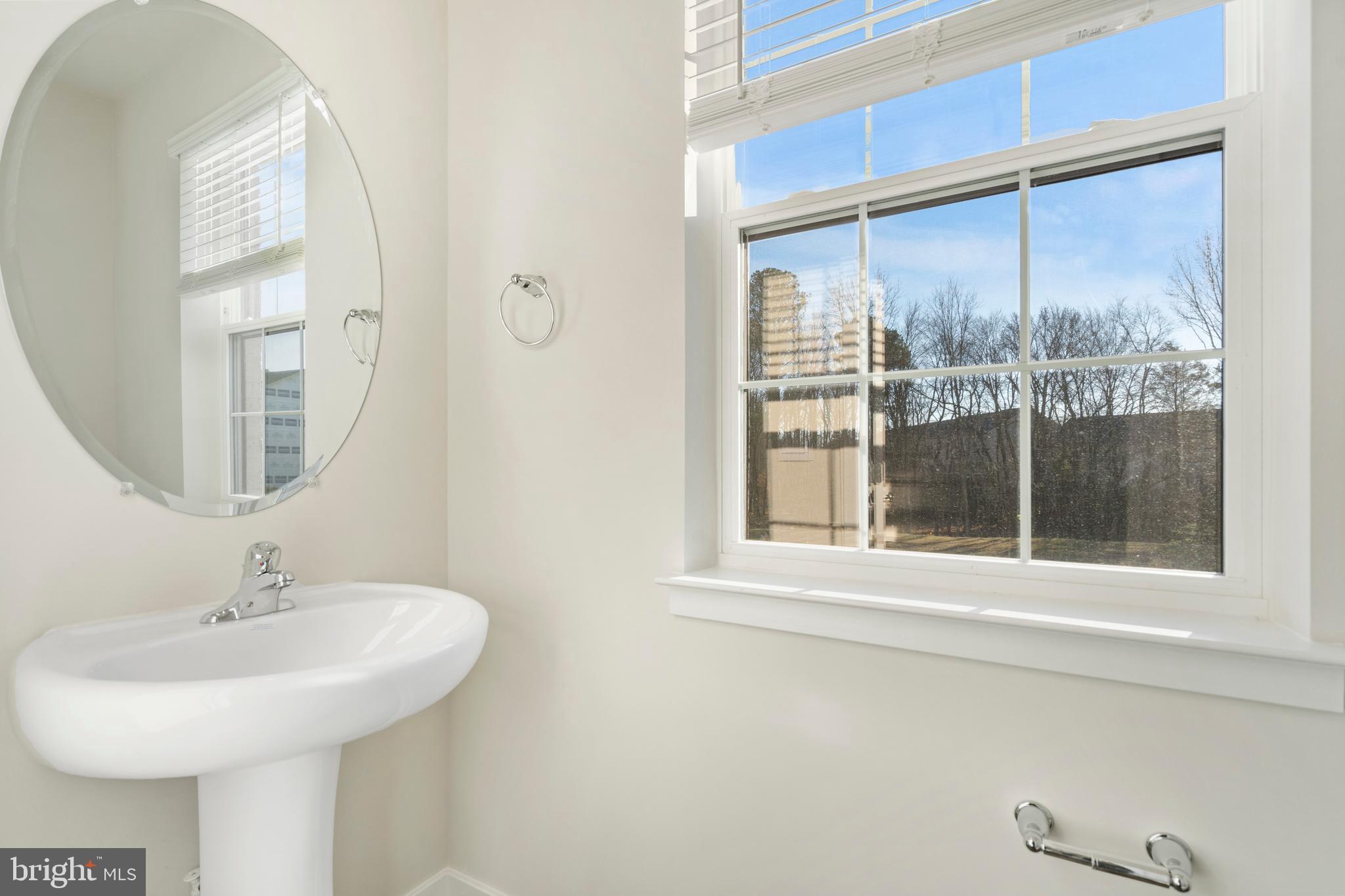 CALM RETREAT - Residential Lease