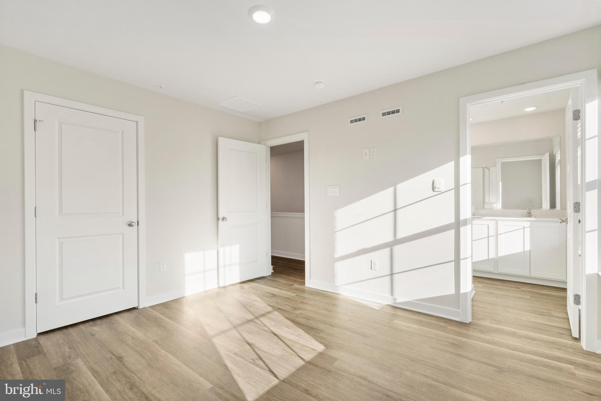 CALM RETREAT - Residential Lease