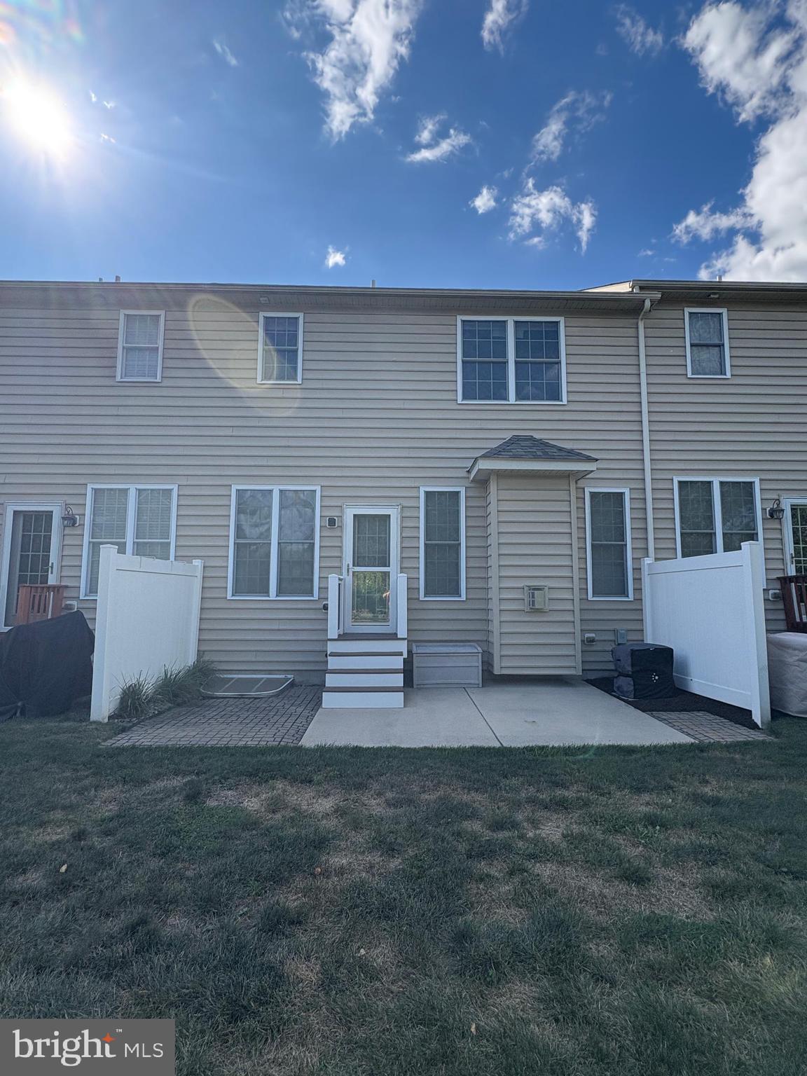 VILLAGE OF CARALEA - Residential Lease