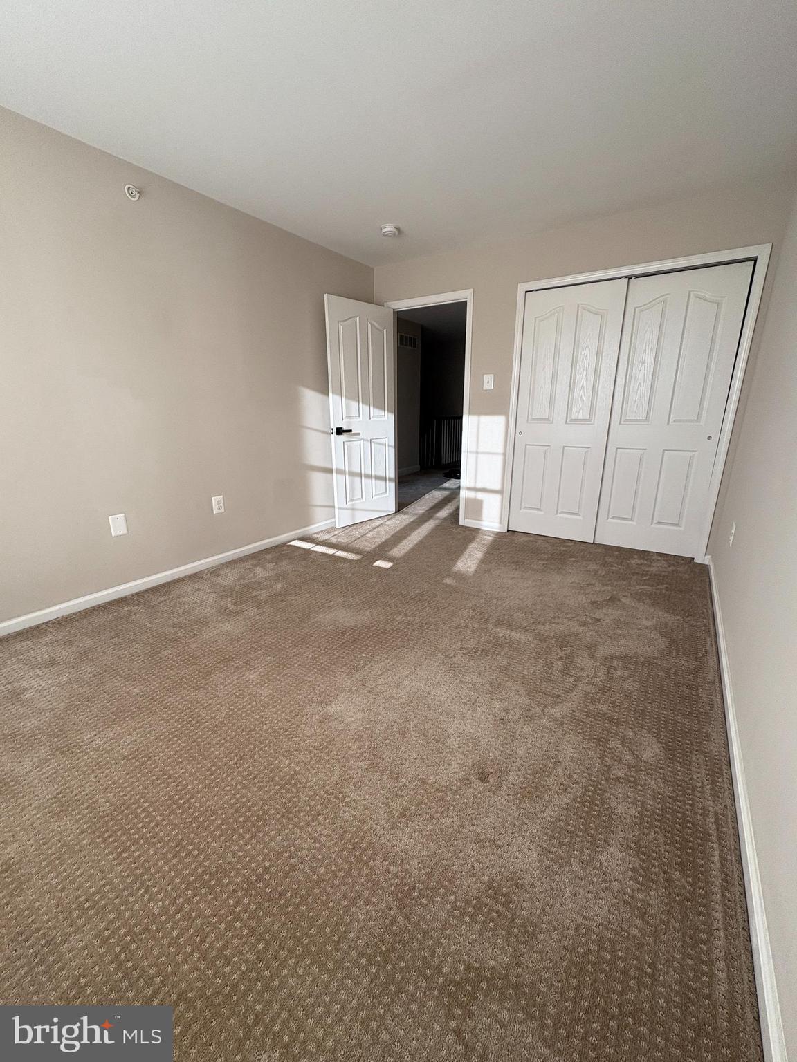 VILLAGE OF CARALEA - Residential Lease