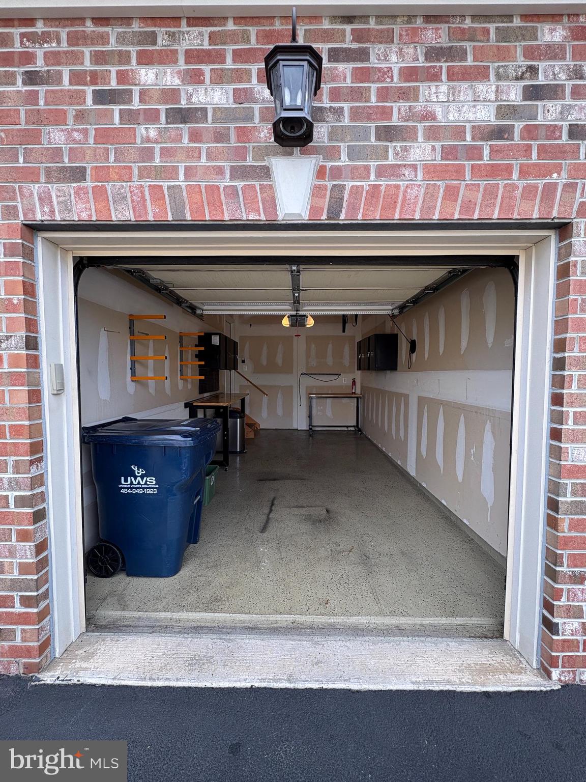 VILLAGE OF CARALEA - Residential Lease