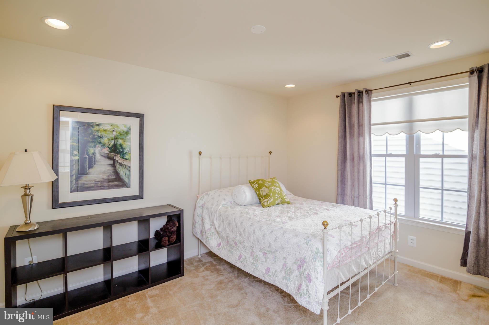 DOMINION VALLEY COUNTRY CLUB - Residential