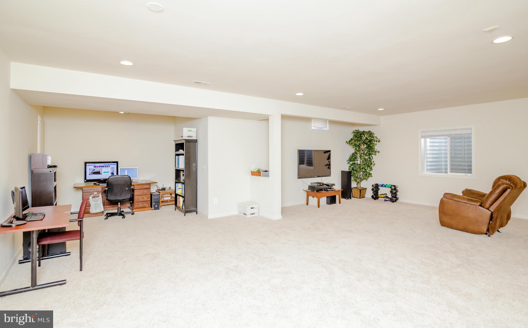 DOMINION VALLEY COUNTRY CLUB - Residential