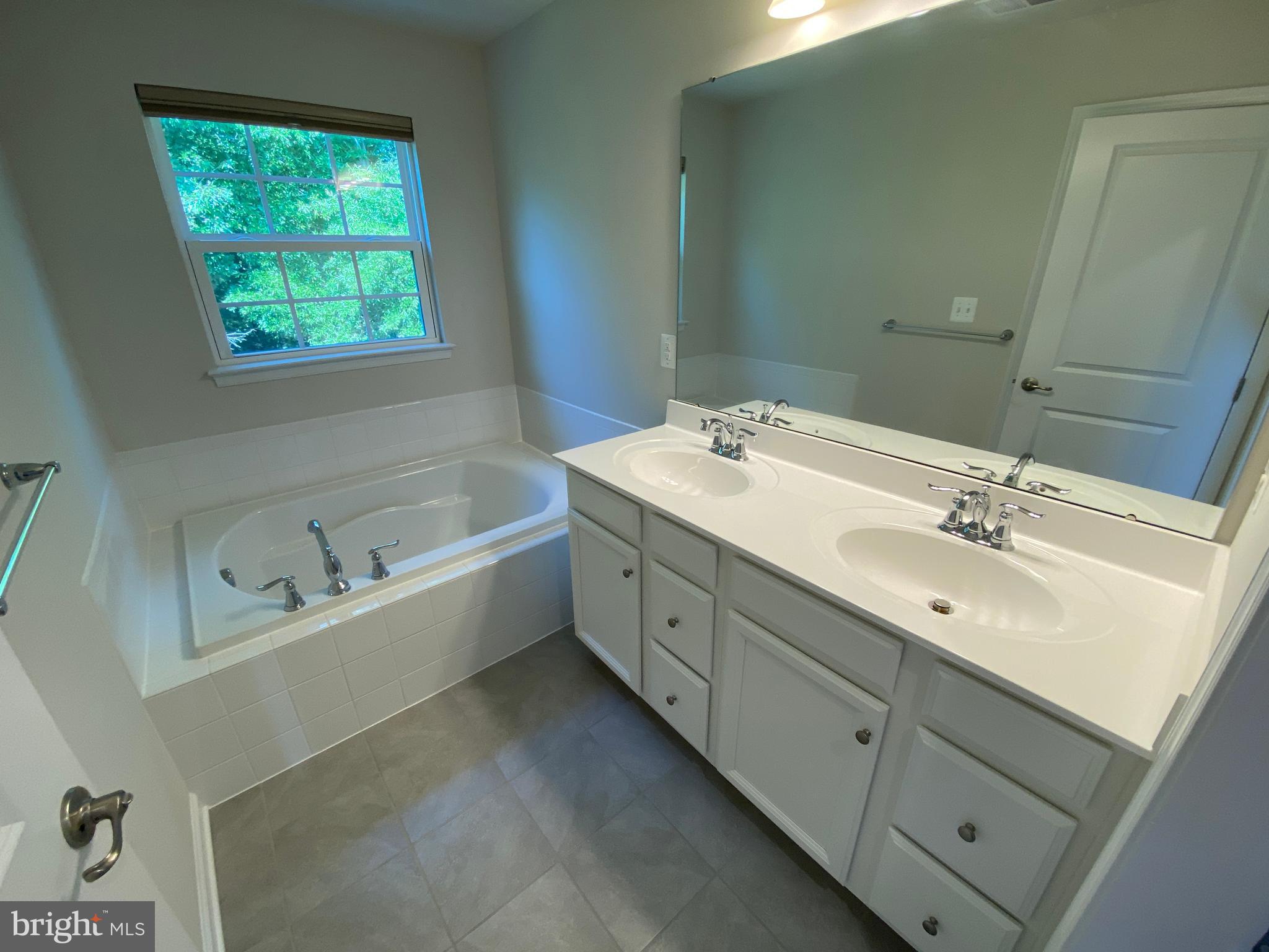 WHEATLAND STATION - Residential Lease