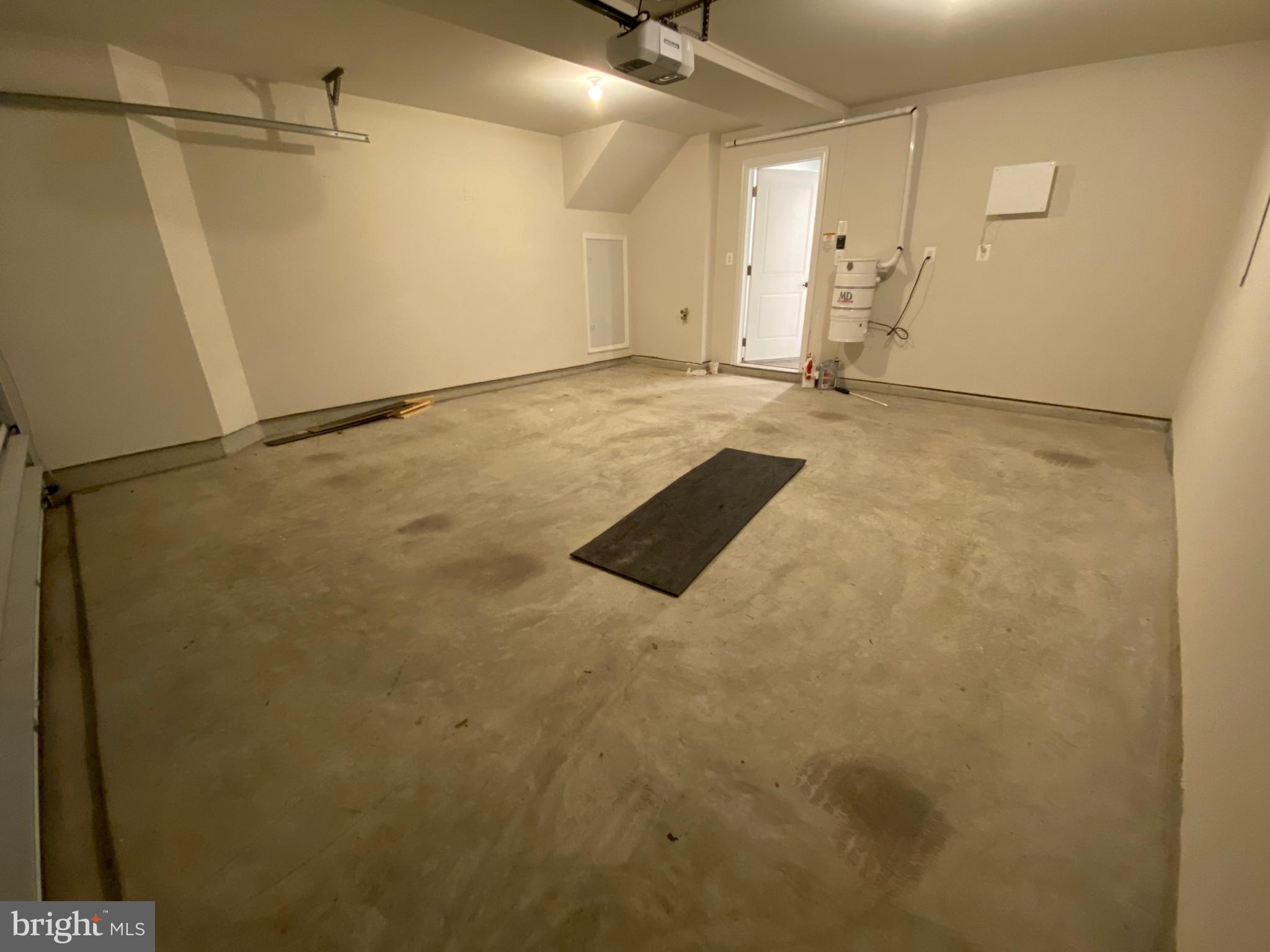 WHEATLAND STATION - Residential Lease