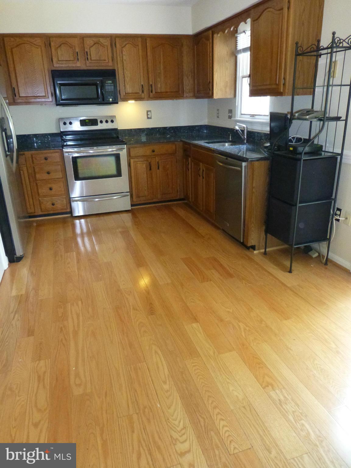 LAKE RIDGE - Residential