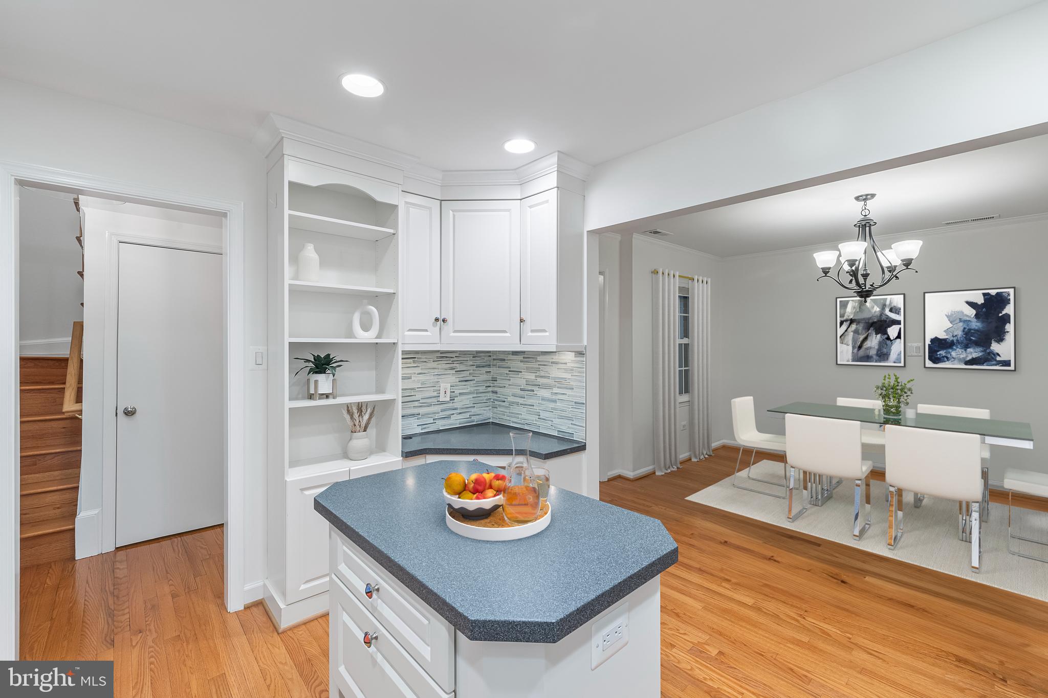 TOWNES OF MOOREFIELD - Residential