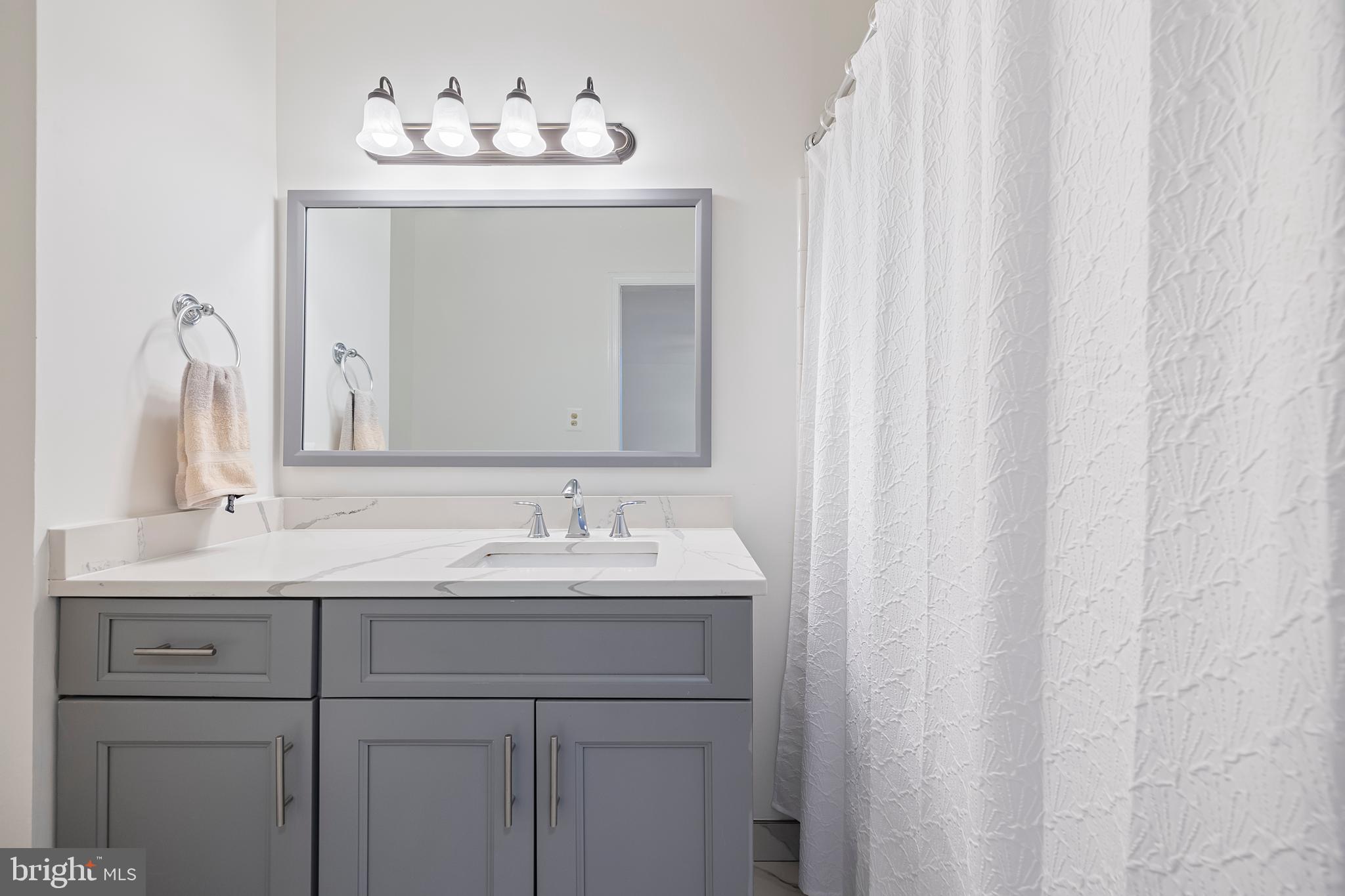 TOWNES OF MOOREFIELD - Residential