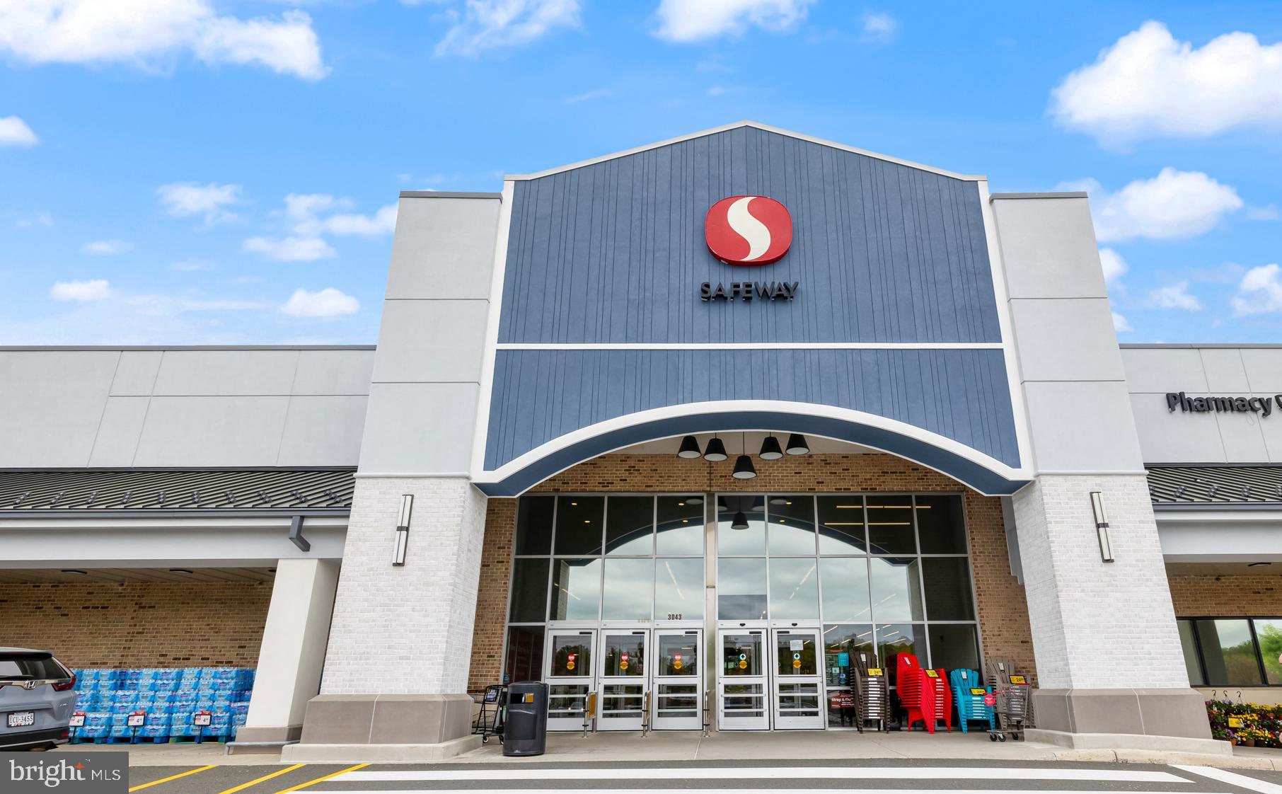 TOWNES OF MOOREFIELD - Residential