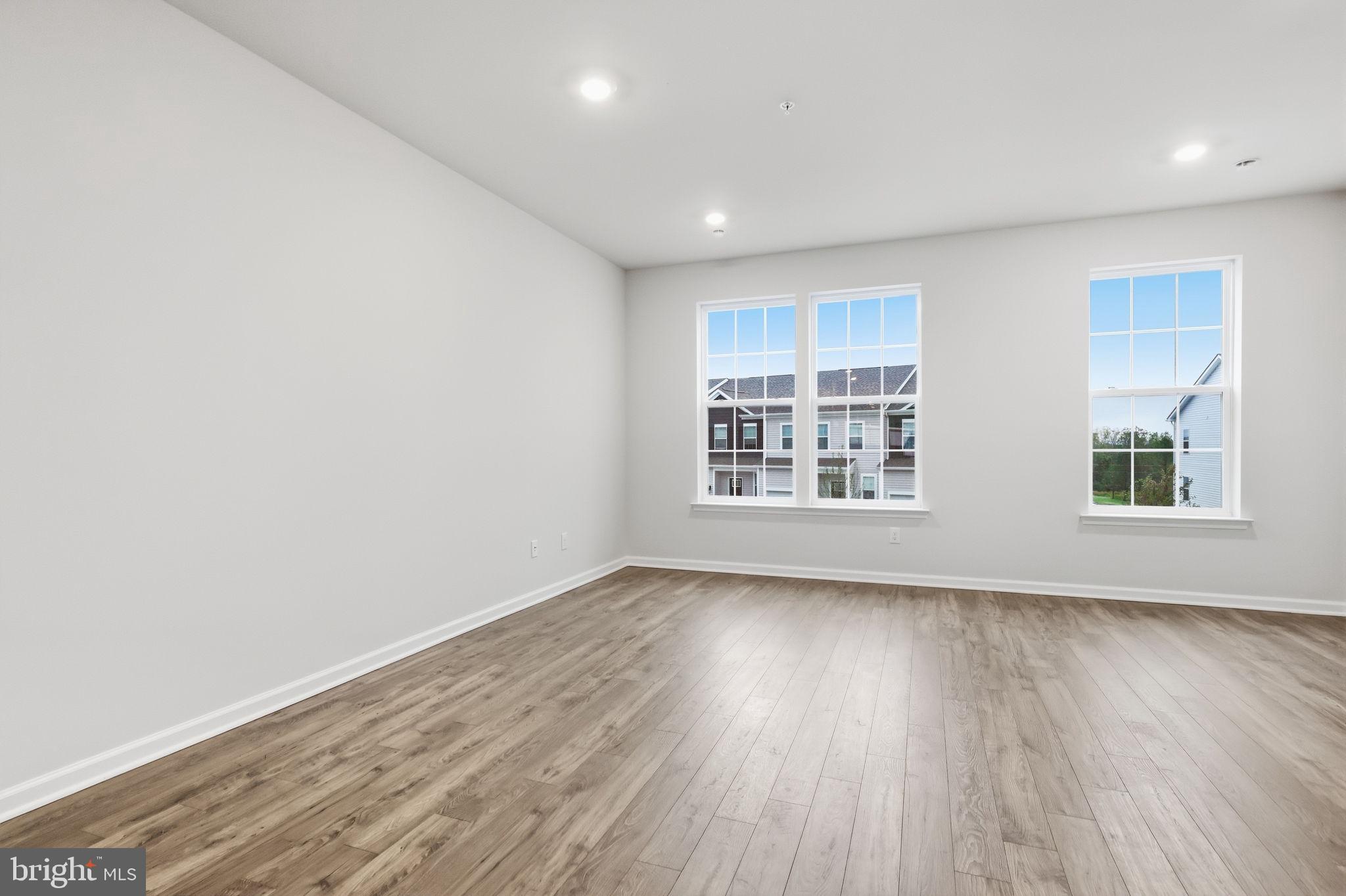 1078 MEADOWLARK DRIVE
