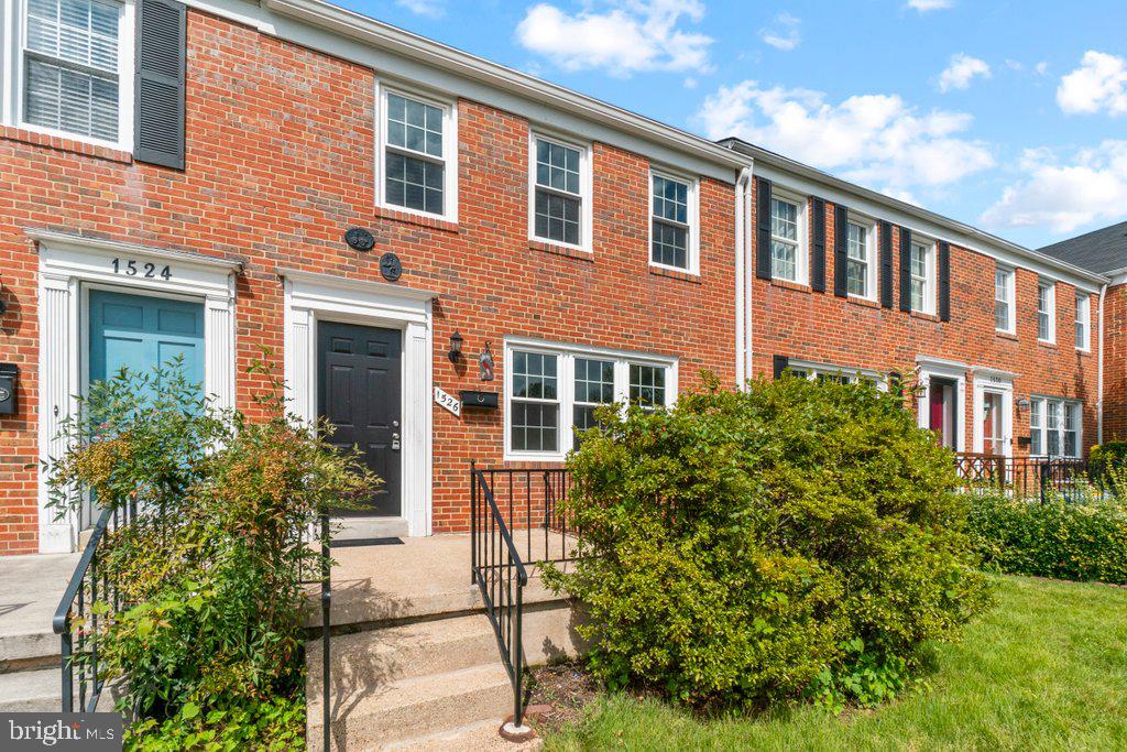 TOWSON - Residential