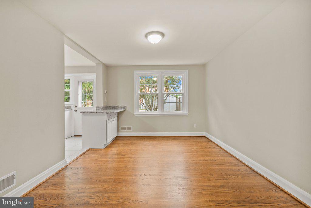 TOWSON - Residential