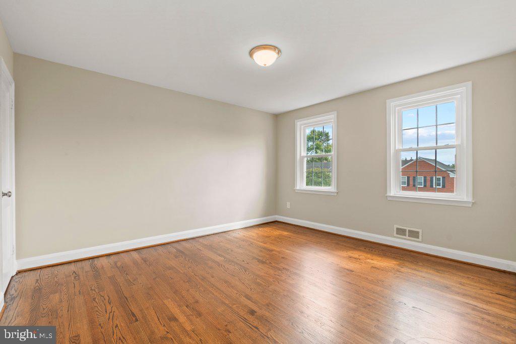 TOWSON - Residential