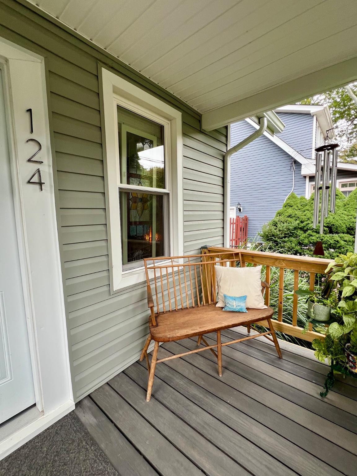124 W FRANKLIN STREET