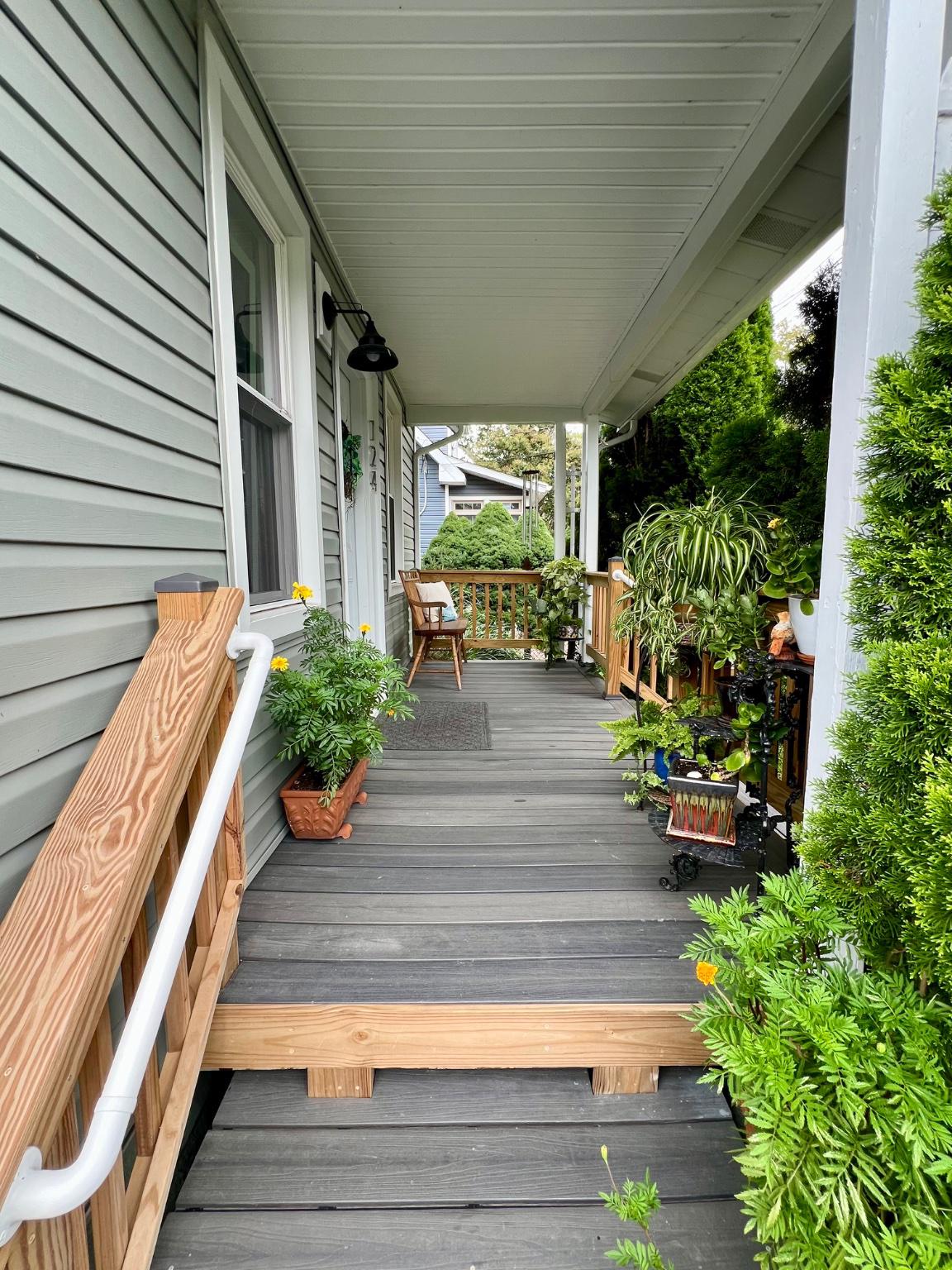 124 W FRANKLIN STREET