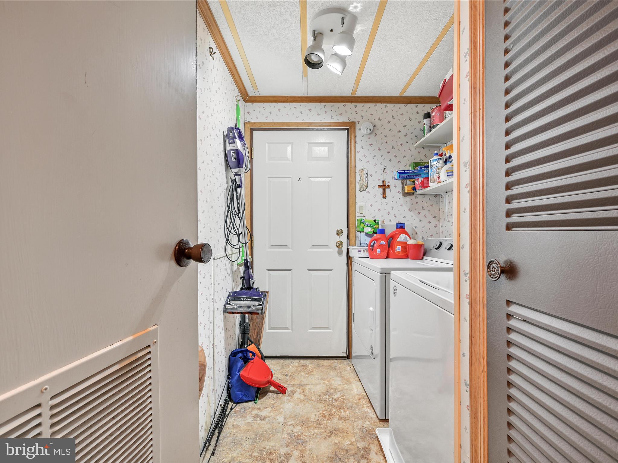 WINCHESTER MEADOWS - Residential