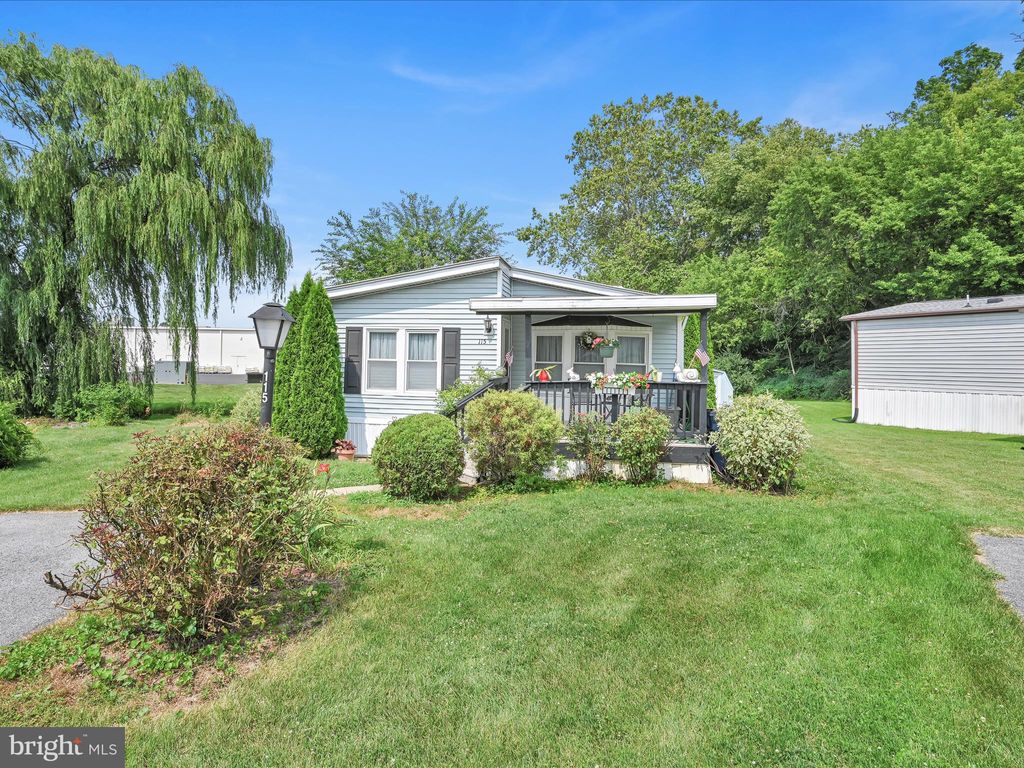Photo of 115 RINGNECK DR, EPHRATA, PA 17522 (MLS # PALA2037978)