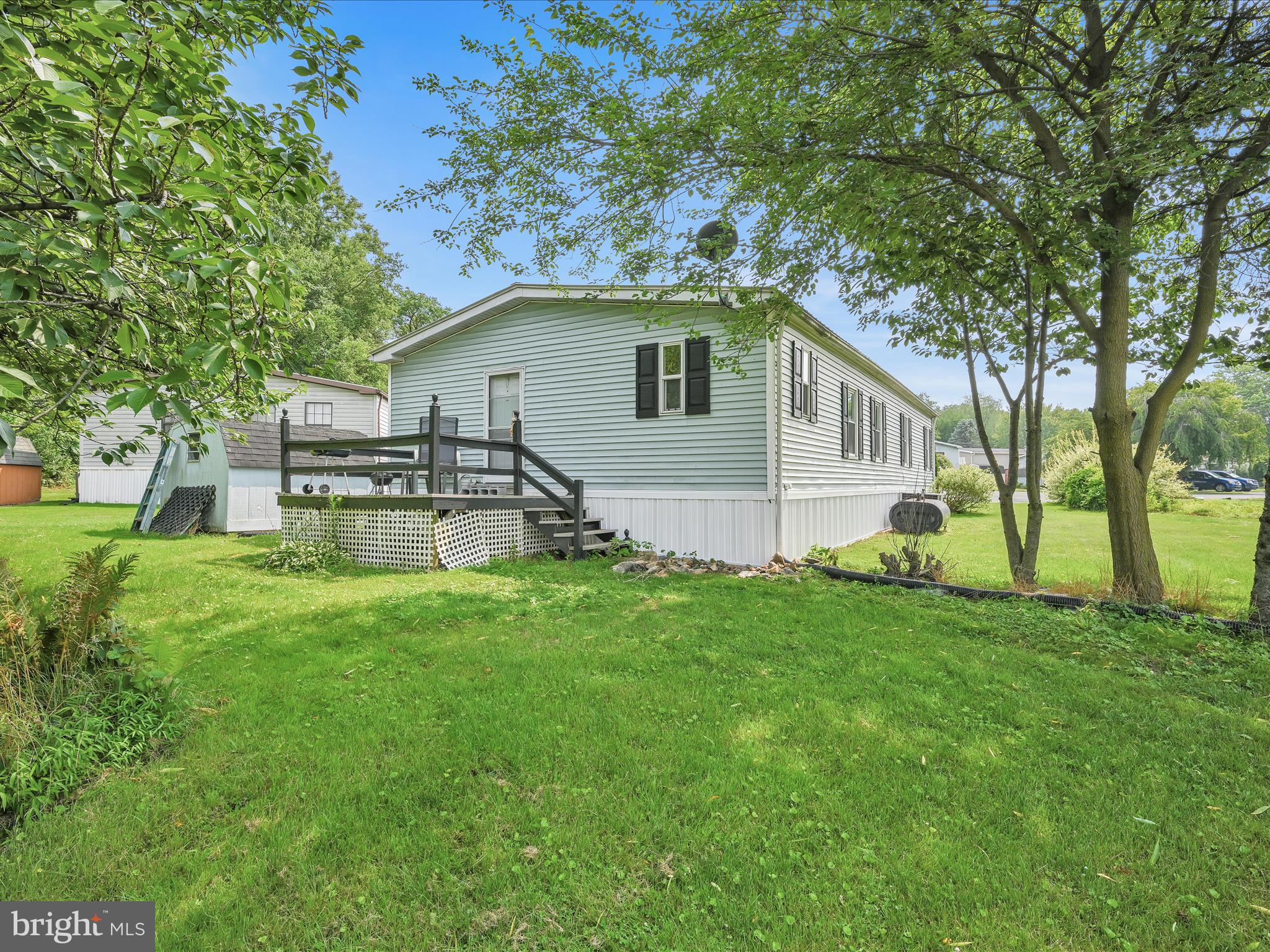 WINCHESTER MEADOWS - Residential