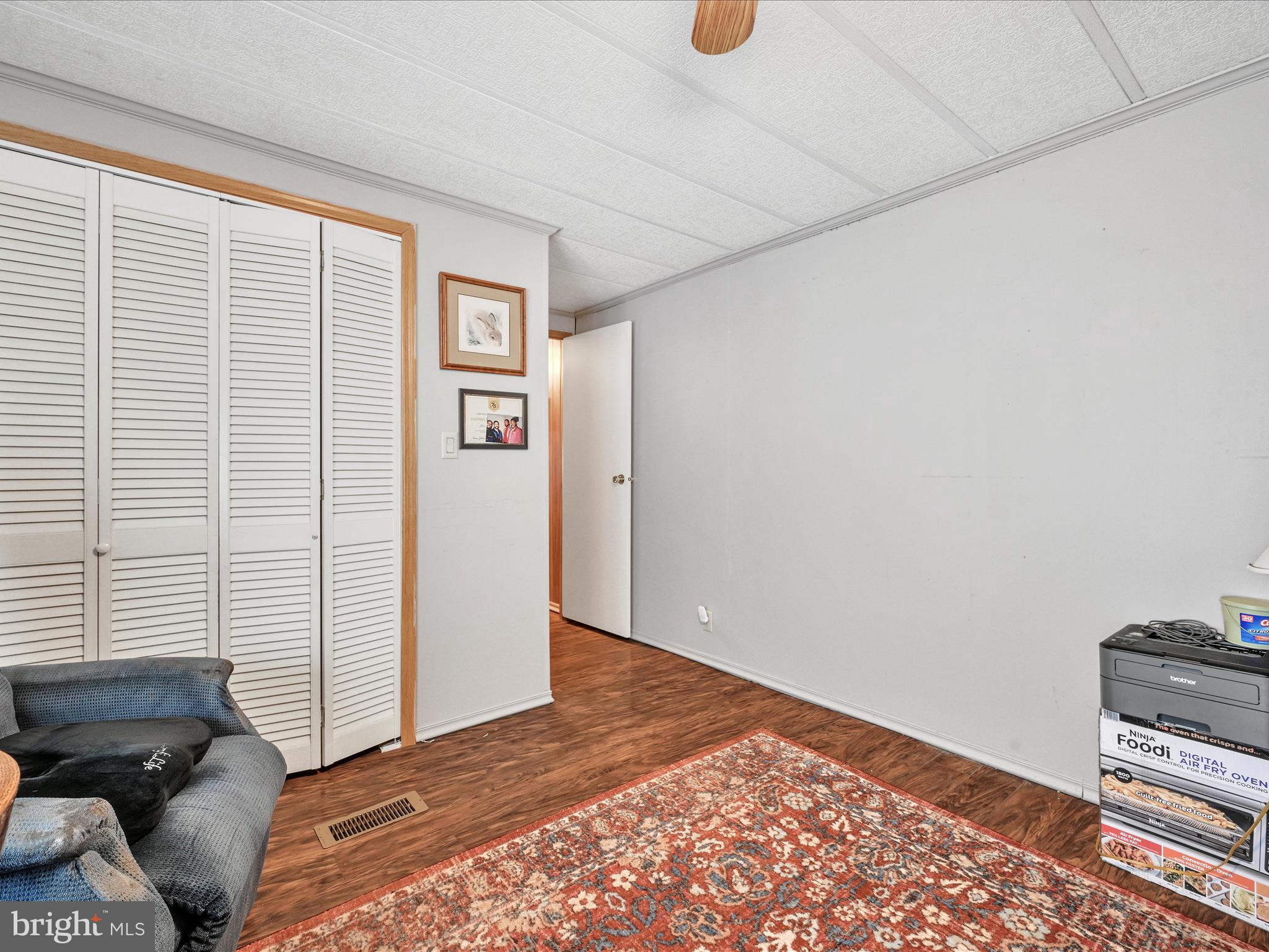 WINCHESTER MEADOWS - Residential