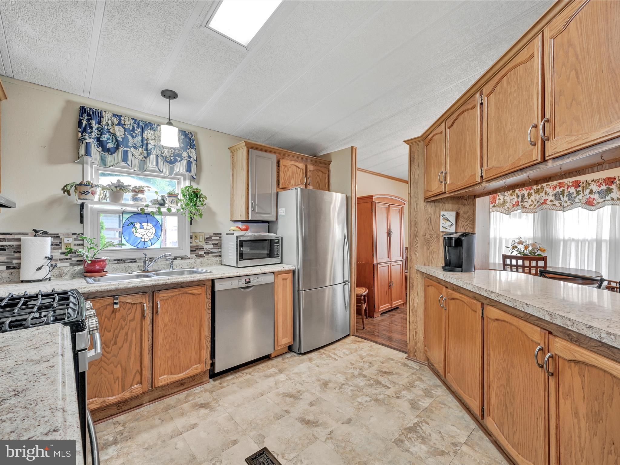 WINCHESTER MEADOWS - Residential