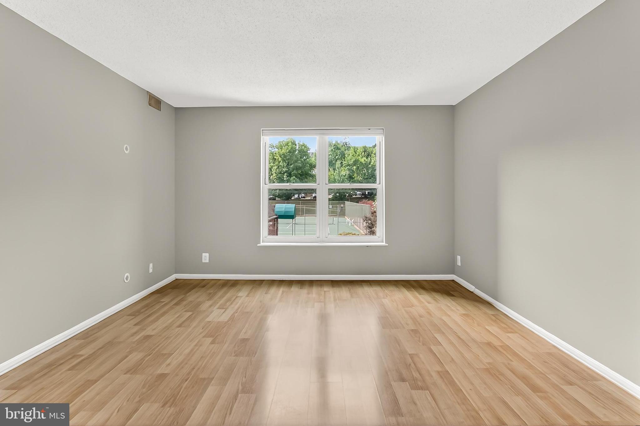 ASTORIA CONDOMINIUM - Residential Lease