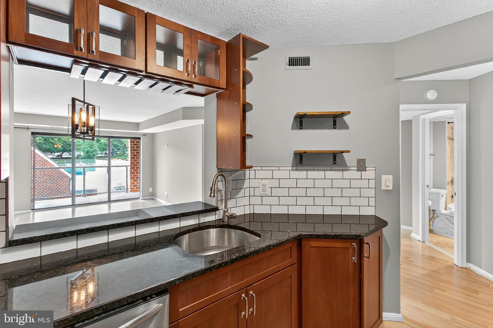 ASTORIA CONDOMINIUM - Residential Lease