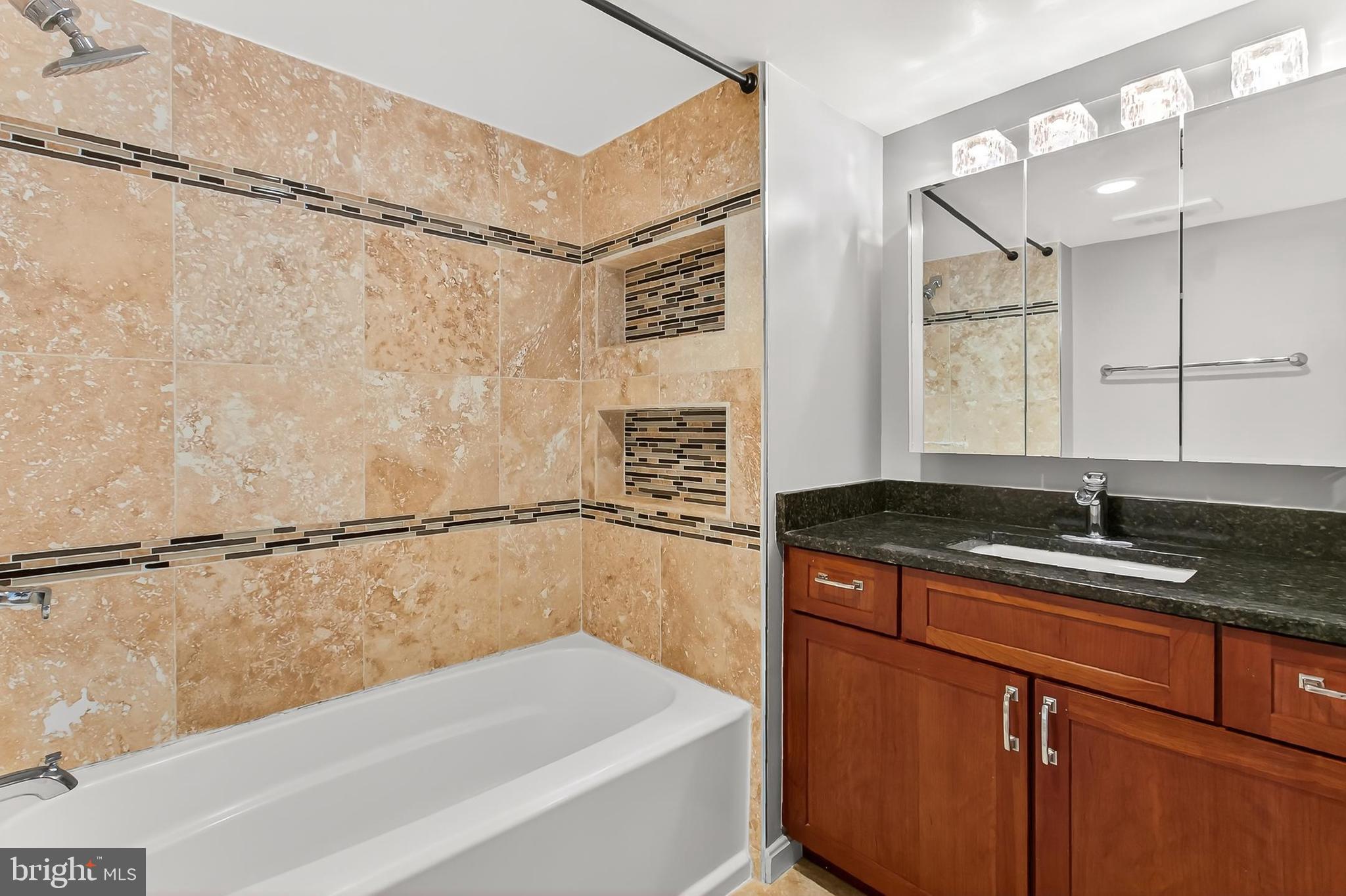 ASTORIA CONDOMINIUM - Residential Lease